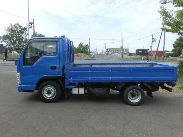 Isuzu Elf 3