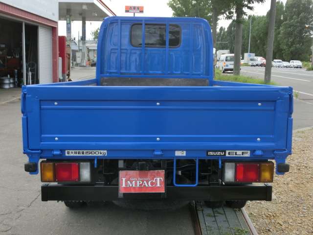 Isuzu Elf 5