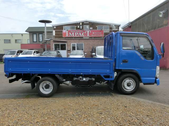Isuzu Elf 7
