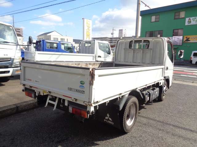 Mitsubishi Fuso Canter 4