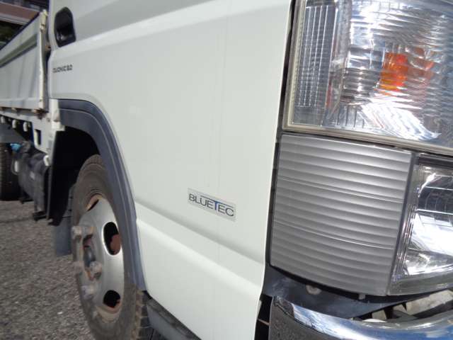 Mitsubishi Fuso Canter 10